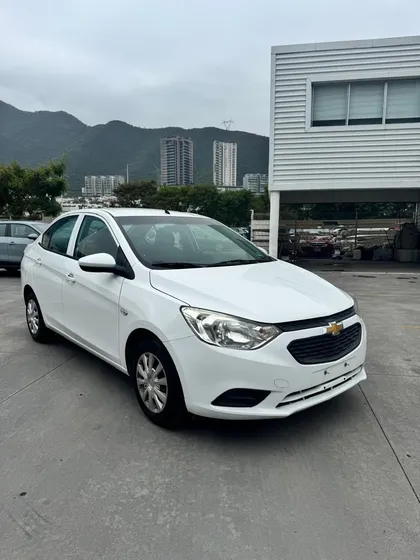 Chevrolet Aveo 1.5 Ls At
