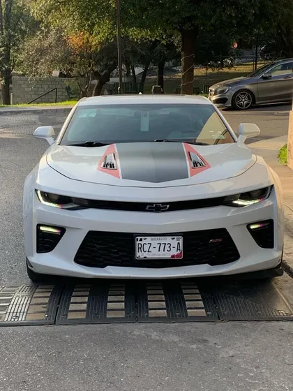 Chevrolet Camaro 6.2 Ss At