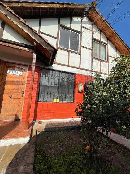 Amplia Casa Remodelada En Excelente Ubicación