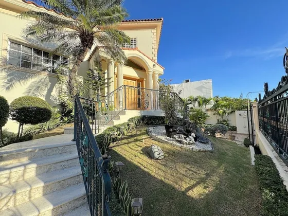 Venta Casa En Altos Arroyo Hondo Iii Con 4 Habitaciones Y Piscina