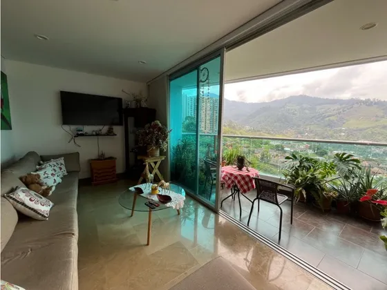 Apartamento Sabaneta-las Lomitas 101 Mt2- 3 Alcobas-unidad Completa