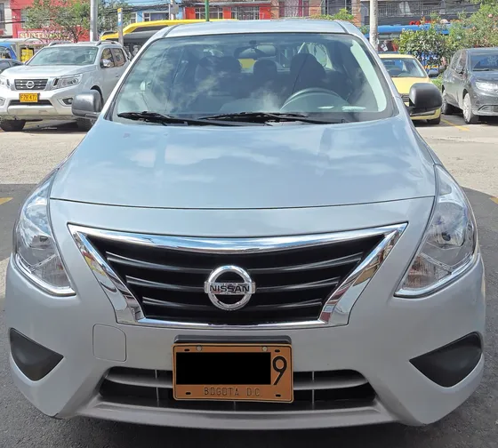 Nissan Versa 1.6 Sense