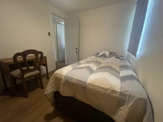 Dormitorio Amigable En Arriendo