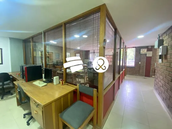 Oficina En Venta Sector Santa Gema, Avenida 80 Con La 33 Medellín, Antioquia