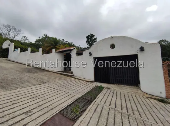 Casa En Venta - Elena Marin Nobrega - Mls 26-15132