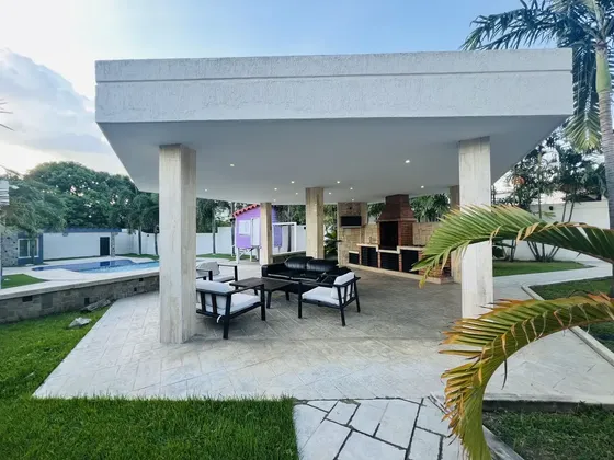 Casa En Venta En Urb. Las Morochas I. Inc-525