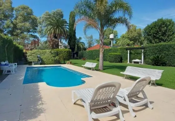 Venta Casa Quinta 4 Dormitorios El Trebol Con Cochera