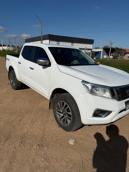 Nissan Np300 Frontier 2.5 Xe Tdsl 188hp D.cab.