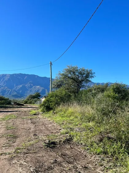 Lote Semi Centrico De 1117 M2 - Posesion Con Servicios / Villa De Las Rosas - Traslasierra