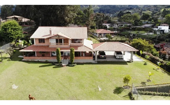 Hermosa Casa Finca En Venta En El Carmen De Víboral- Oportunidad .i