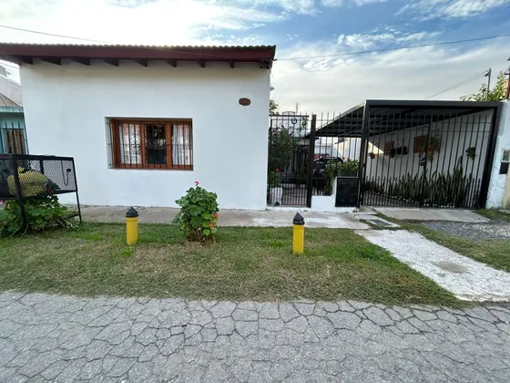 Venta Casa En Llavallol 5 Ambientes Oportunidad!