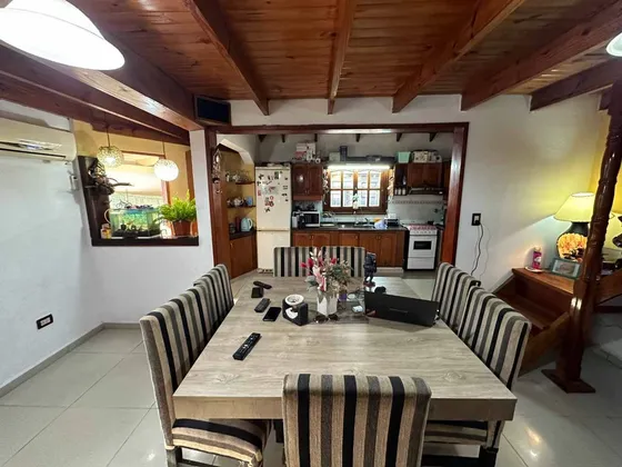 Casa En Venta En Los Hornos