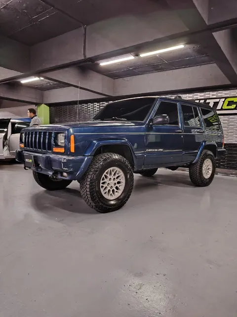 Jeep Cherokee 6cil