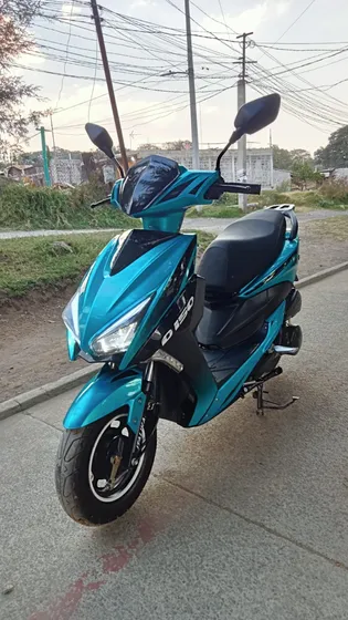 Motoneta D 150