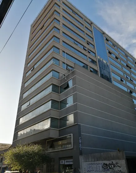 A 2 Cuadras De Plaza De Armas, 45 M2 Planta Libre+2b+bod+est