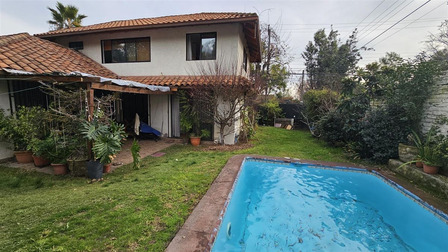 Linda Y Espaciosa Casa En Venta De 5 Dorm. En La Reina Linda Y Espaciosa Casa En Venta De 5 Dorm. En La Reina