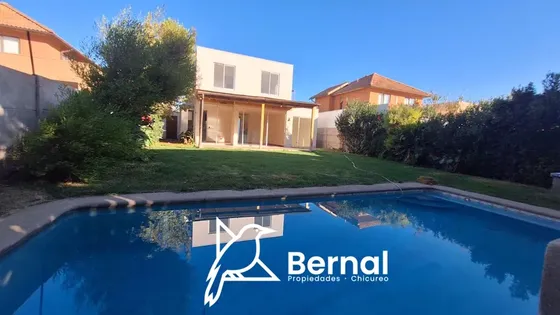 Casa En Arriendo | Santa Elena De Chicureo | Barrio Laguna