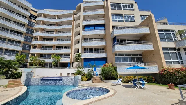 Impecable Apartamento Y Edificio En La Caranta 