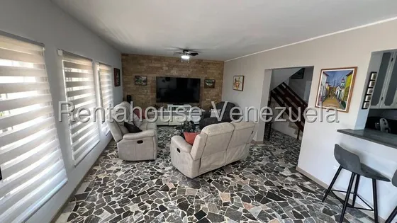 Espectacular Casa En Venta En Macaracuay. Ys12516864     Negociable
