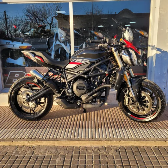 Benelli 752 S 2023 Solo 2700 Km / Unica Mano / Bonetto Motos