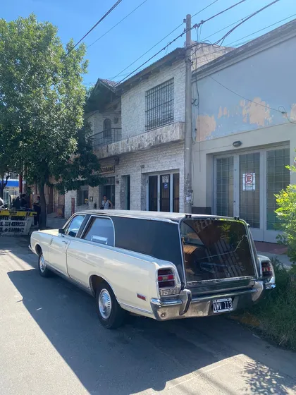 Ford Fairlane Funebre