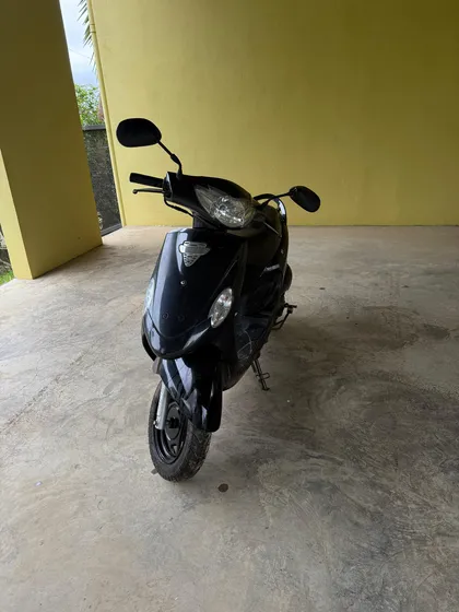 Vendo Scooter Sym De 50cc Automática