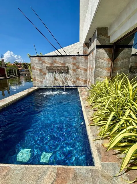 En Venta Townhouse En C.r. Costa Del Sol Av. R-8