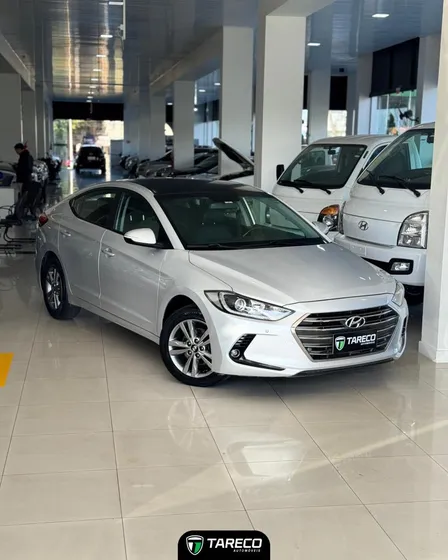 Hyundai Elantra 2.0 16v Flex Aut.