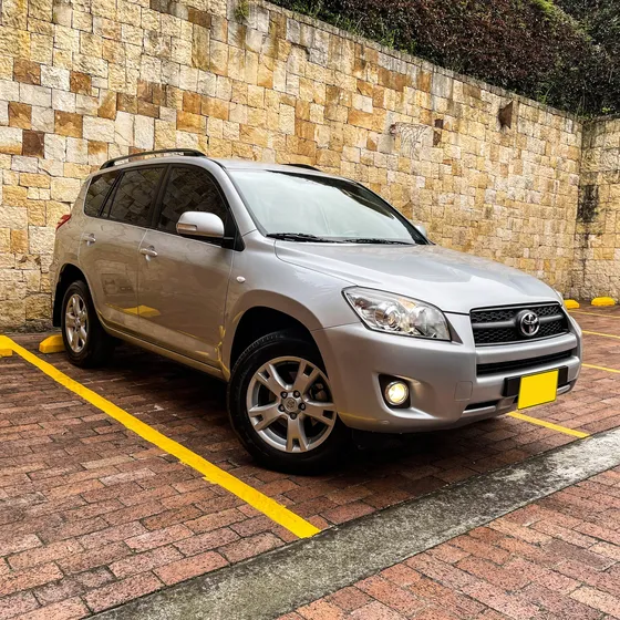 Toyota Rav4 2.4 Life