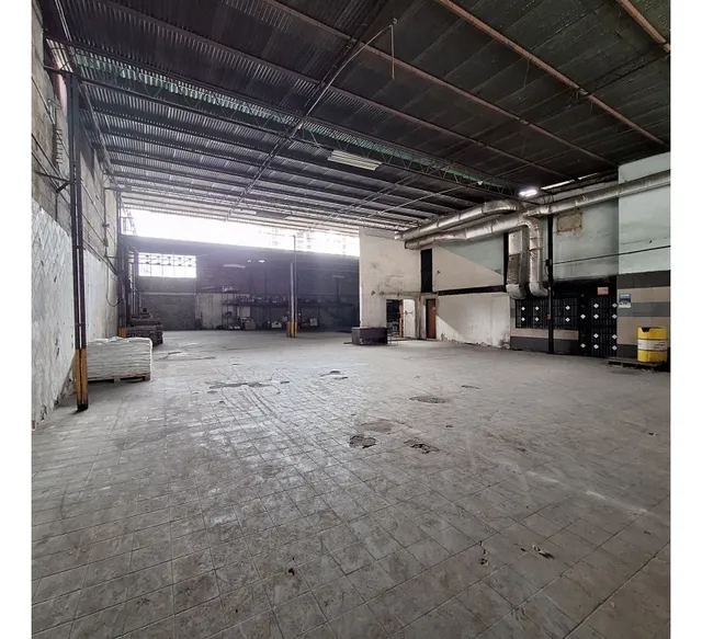 Venta De Galpón Mantenido En La Av. Nueva Granada