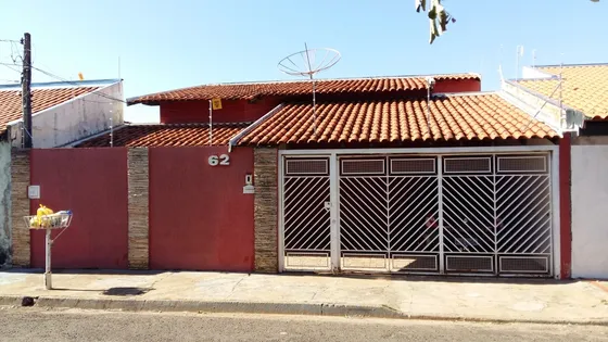 Vendo Casa C/ Piscina 3 Quartos 1 Suíte Em Marília Sp 
