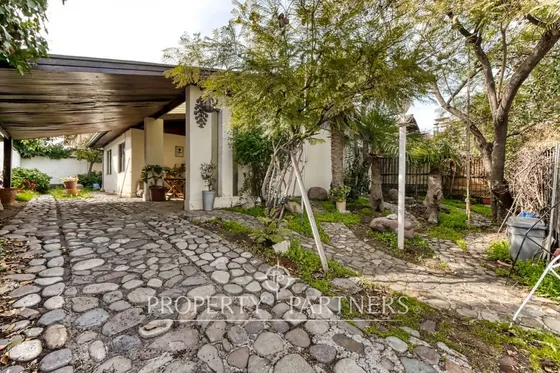 Gran Oportunidad! Casa Perfecta Para Remodelar Con...