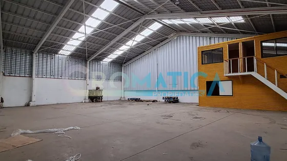 Arriendo Bodega De 297 M2 Con 3 Oficinas, Rancagua