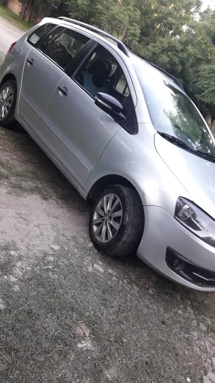 Volkswagen Suran 1.6 Trendline 11b