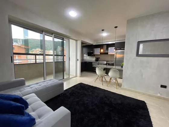 Apartamento En Alquiler En El Parral Con Planta 100 (ac)