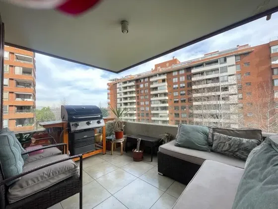 Amplio, 4 Dormitorios, Condominio A Pasos Colegio Manquehue