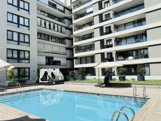 Departamento Casi Nuevo 3dorm 2baños 1est Metro Chile España