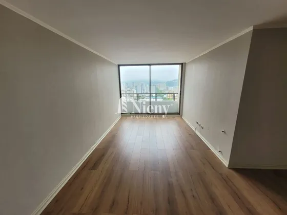 Departamento En Venta De 3 Dorm. En Concepción