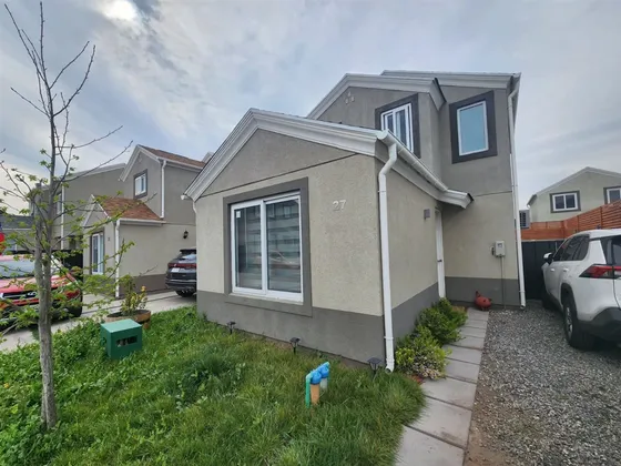 Casa En Arriendo De 3 Dorm 3 Baños. En Padre Hurtado