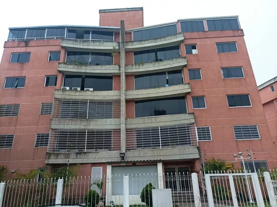 Apartamento En Venta Conj Res Monte Bello Llano Alto Carrizal