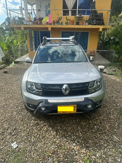 Renault Duster Oroch 2.0 Intens 4x4