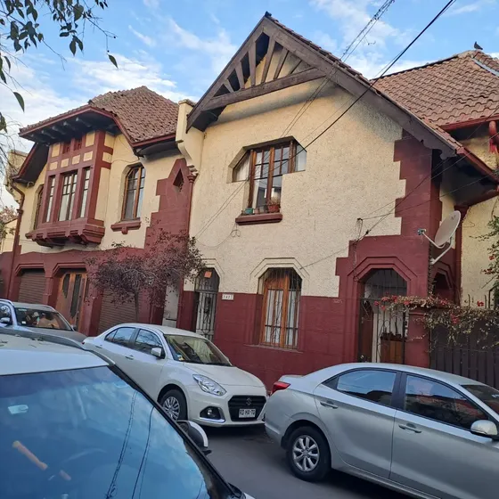 Hermosa Propiedad Ubicada En Barrio Patrimonial Manuel Montt
