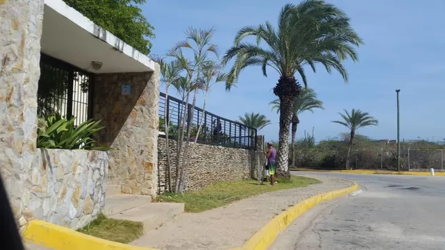 Alquiler Vacacional. Costa Dorada. 1hab. Playa El Angel.  