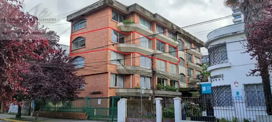 Se Vende Amplio Departamento Central
