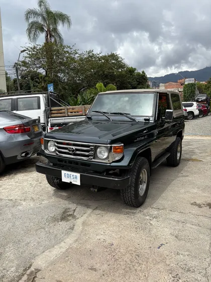 Toyota Land Cruiser 4.5 Fzj73