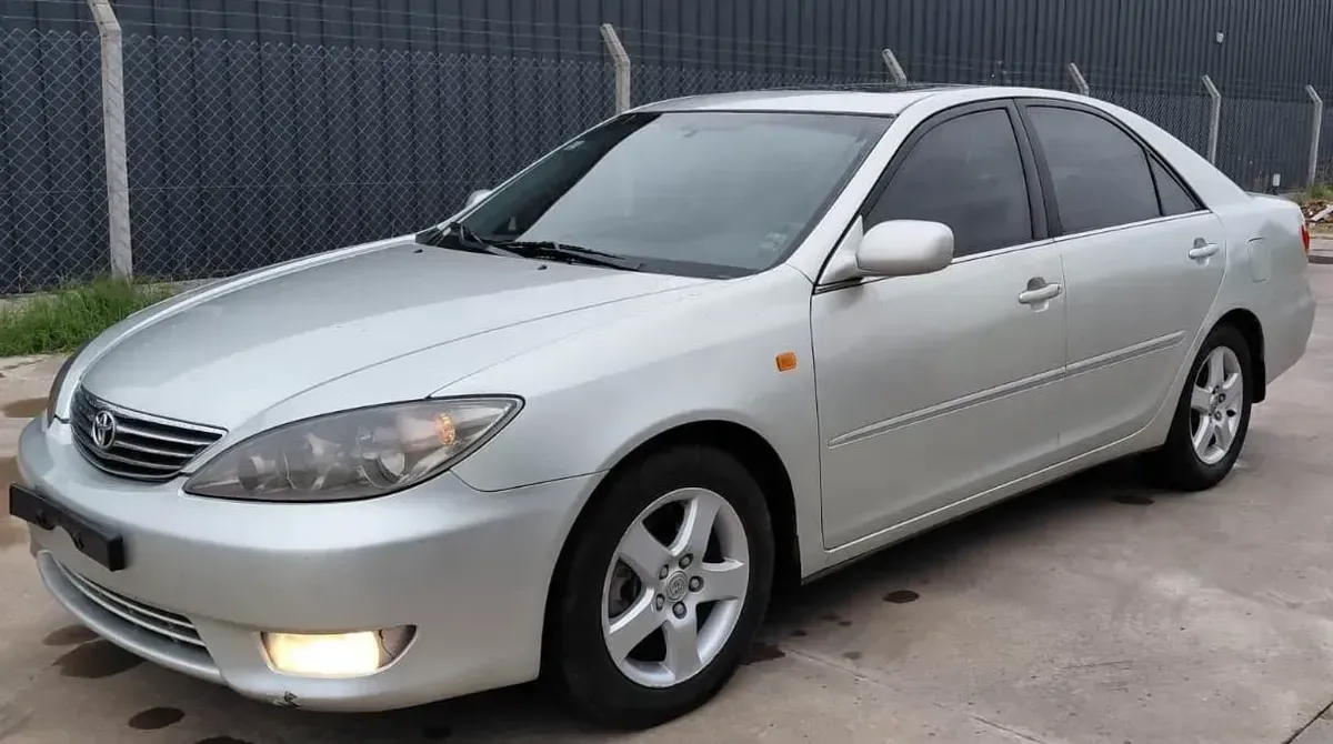 Toyota Camry 3.0 V6 At