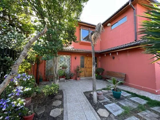 Casa En Venta En Macul