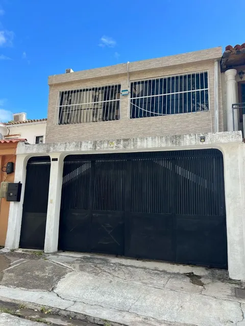 Casa Remodelada Urb Sabana Larga Prebo                                Jc-lp 