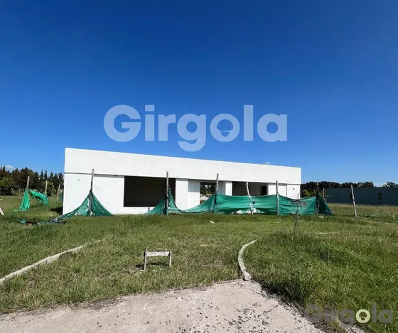 Venta Casa 3 Dormitorios Estancia Villa María Con Cochera