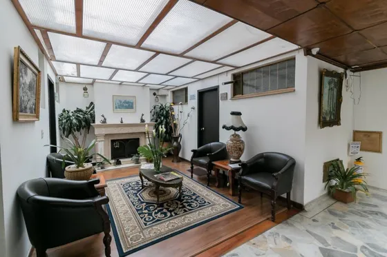 Edificio En Venta En Santa Barbara Central-usaquén. Cod V1001047